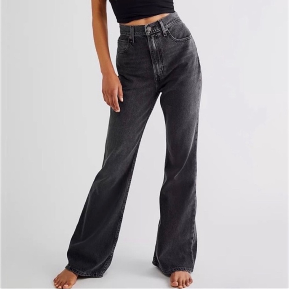 Levi’s Premium Jeans 70’s High Rise Flare Vintage Faded Retro Black 27 NWT